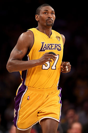 前场多了一 前场多了一