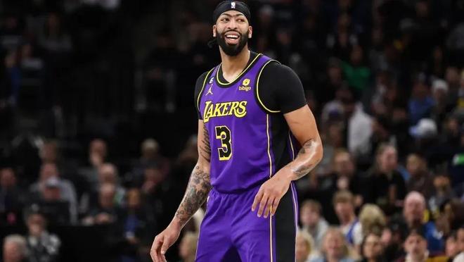 这背后究竟 这背后究竟