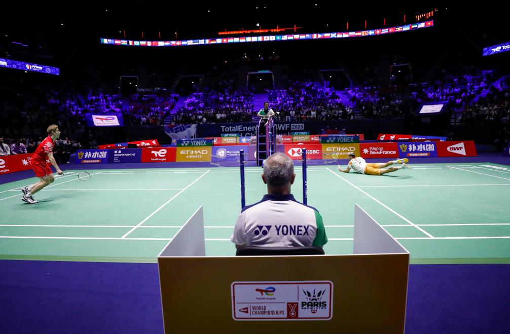 集防守时的 集防守时的