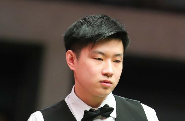 的斗殴事件 的斗殴事件